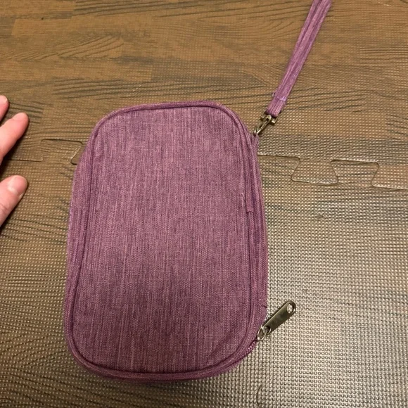 2/$10 Small purple electronics travel bag - Picture 2 of 5